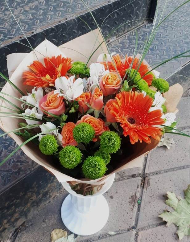 Букет цветов из: Герберы, Хризантемы, Альстромерии и Розы в Мещерское
