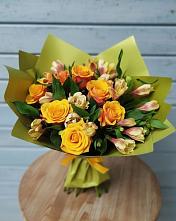 Букет цветов из:  Альстромерии и Розы в Мещерское