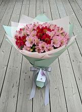 Букет цветов из:  Альстромерии в Мещерское