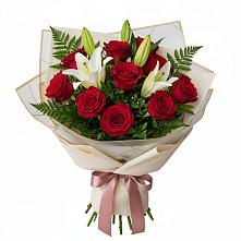 Букет цветов из:  Лилии и Розы в Мещерское