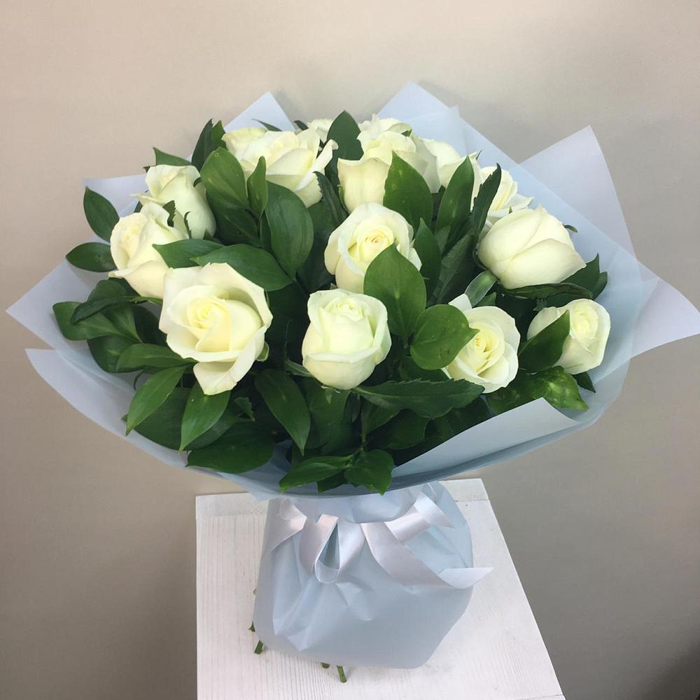 Букет 15 Белых роз Проуд в Мещерское