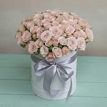 Цветочная композиция из Розы в шляпной коробке в Мещерское