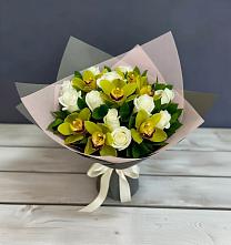 Букет цветов из:  Орхидеи и Розы в Мещерское