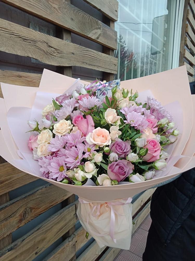 Букет цветов из: Розы и Хризантемы в Мещерское