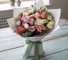 Букет цветов из:  Розы, Лизиантусы и Гвоздики в Мещерское