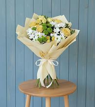 Букет цветов из:  Хризантемы и Розы в Мещерское