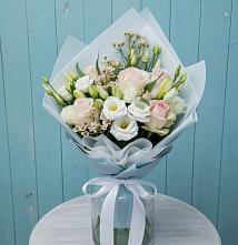 Букет цветов из:  Розы и Лизиантусы в Мещерское