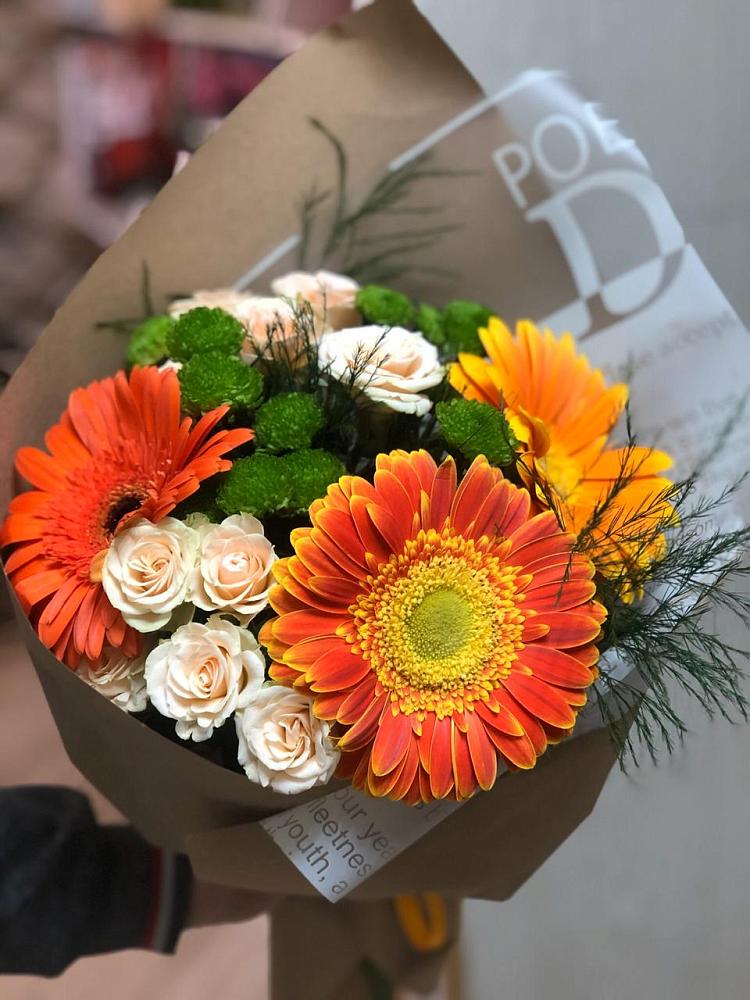 Букет цветов из: Герберы, Хризантемы и Розы в Мещерское