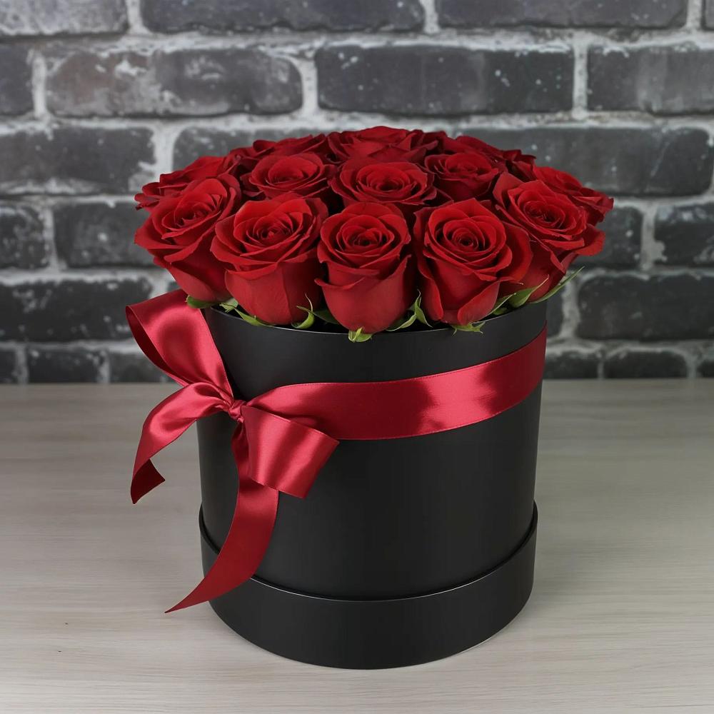 Цветочная композиция из Розы в шляпной коробке в Мещерское