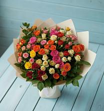 Букет Микс из разноцветных кустовых роз в Мещерское