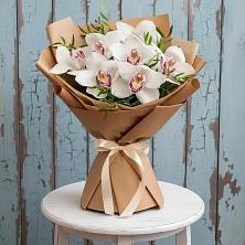 Букет цветов из:  Орхидеи и Розы в Мещерское